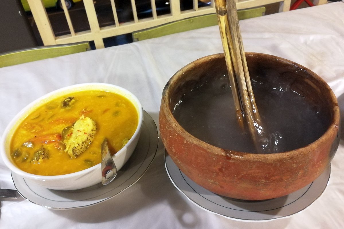 Papeda and yellow fish soup