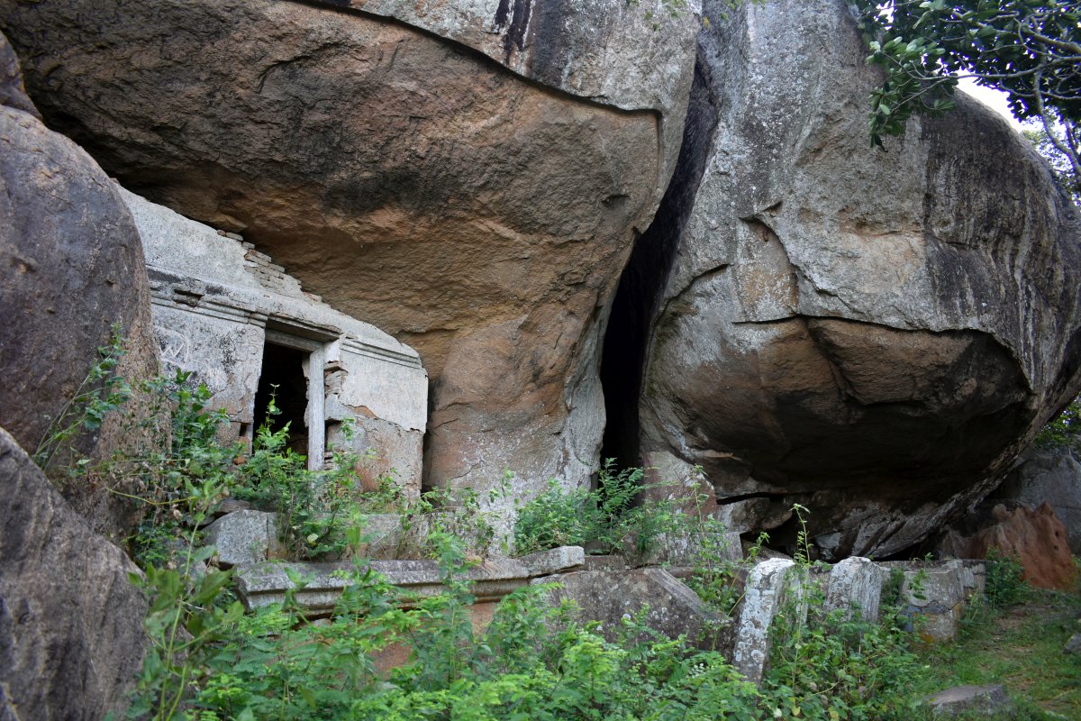 Rajagiri Lena - Rajagiri Cave