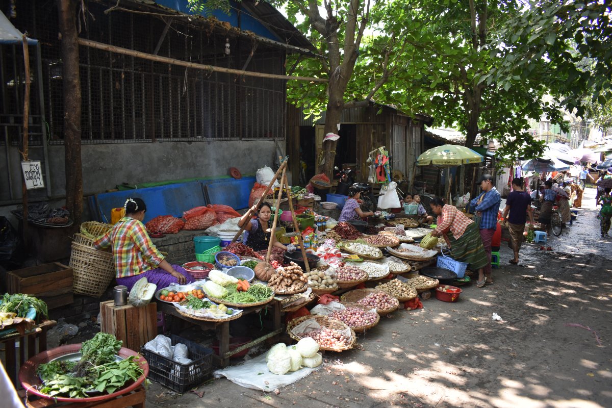 Twantay market