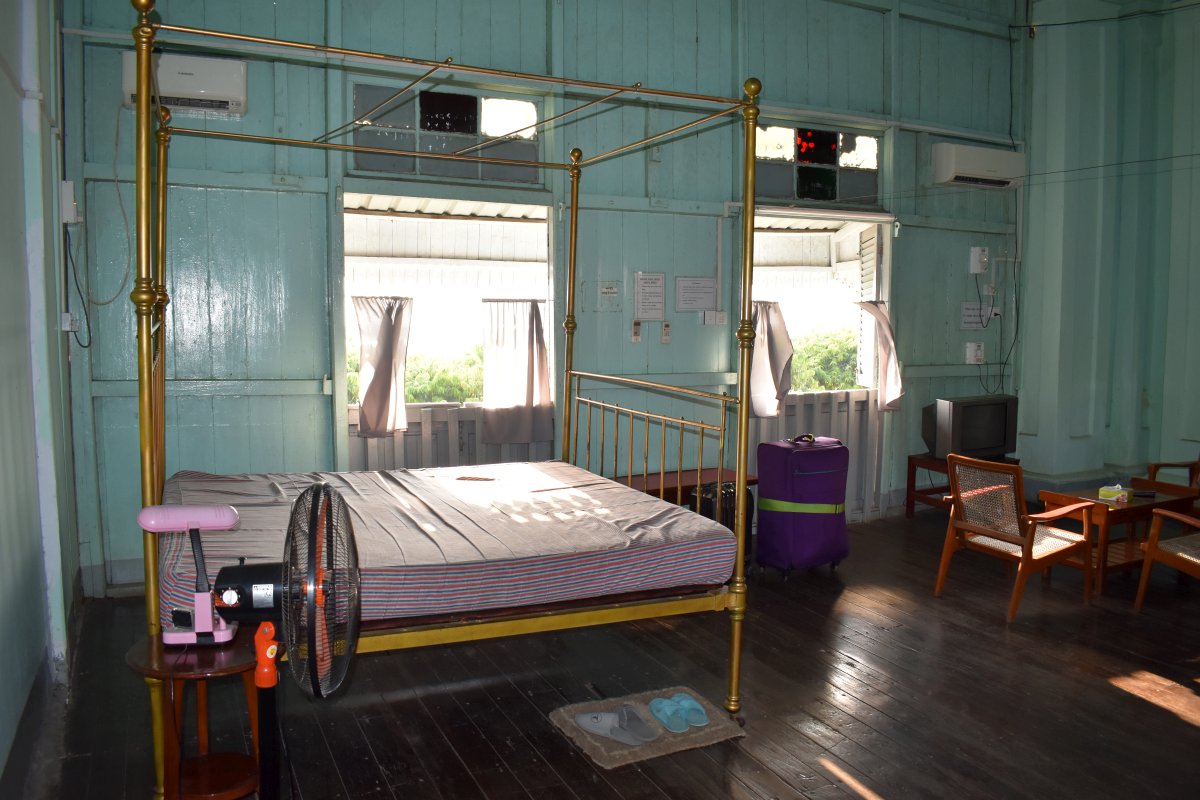 Breeze guesthouse in Mawlamyine