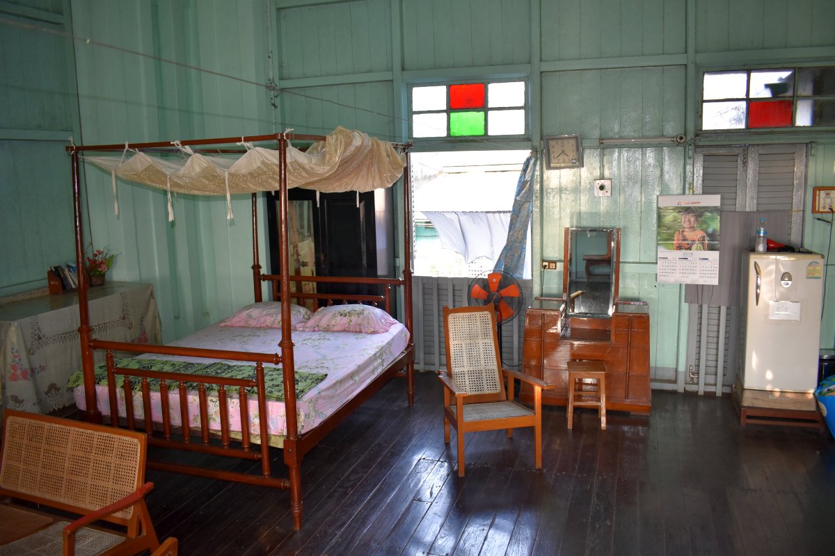 Breeze guesthouse in Mawlamyine