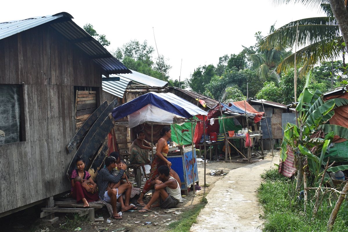 Bamboo village Dala