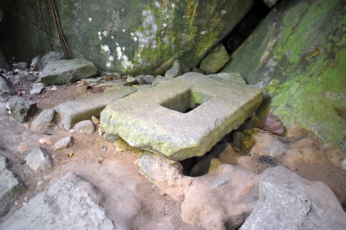 Ancient toilet at Rassagala