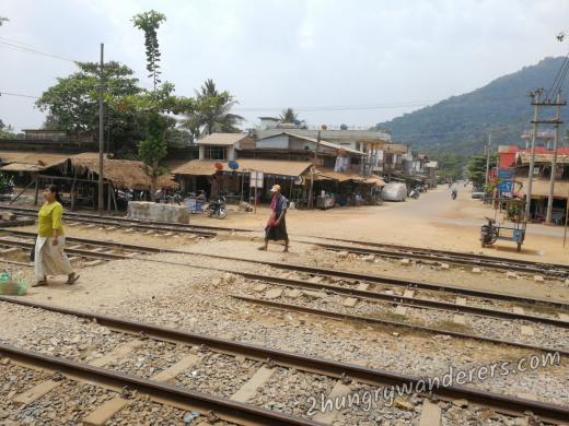 Mawlamyine to Nay Pyi Taw by train