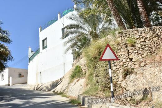 Complete guide to driving in Oman